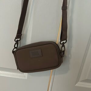 Dagne Dover phone sling